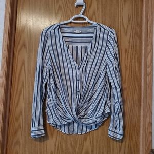 Women's button-down